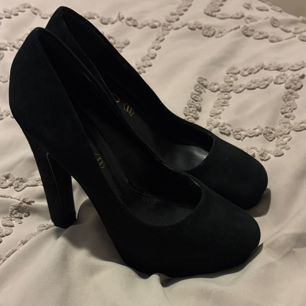 Aldo Classic Black Heels